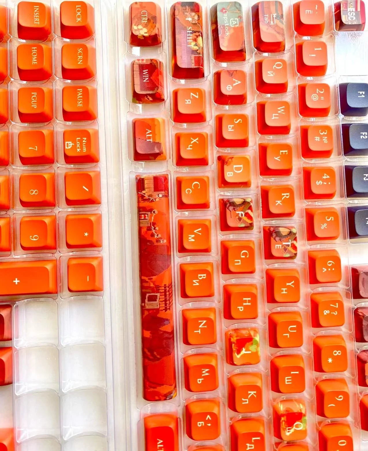 Smoothie GMK тематическая серия XDA, поперечный вал MOA, 118 шт., подходит для дополнительных колпачков клавиш 61–4104, богатых
Smoothie GMK тематическая серия XDA, поперечный вал MOA, 118 шт., подходит для дополнительных колпачков клавиш 61–4104, богатых
