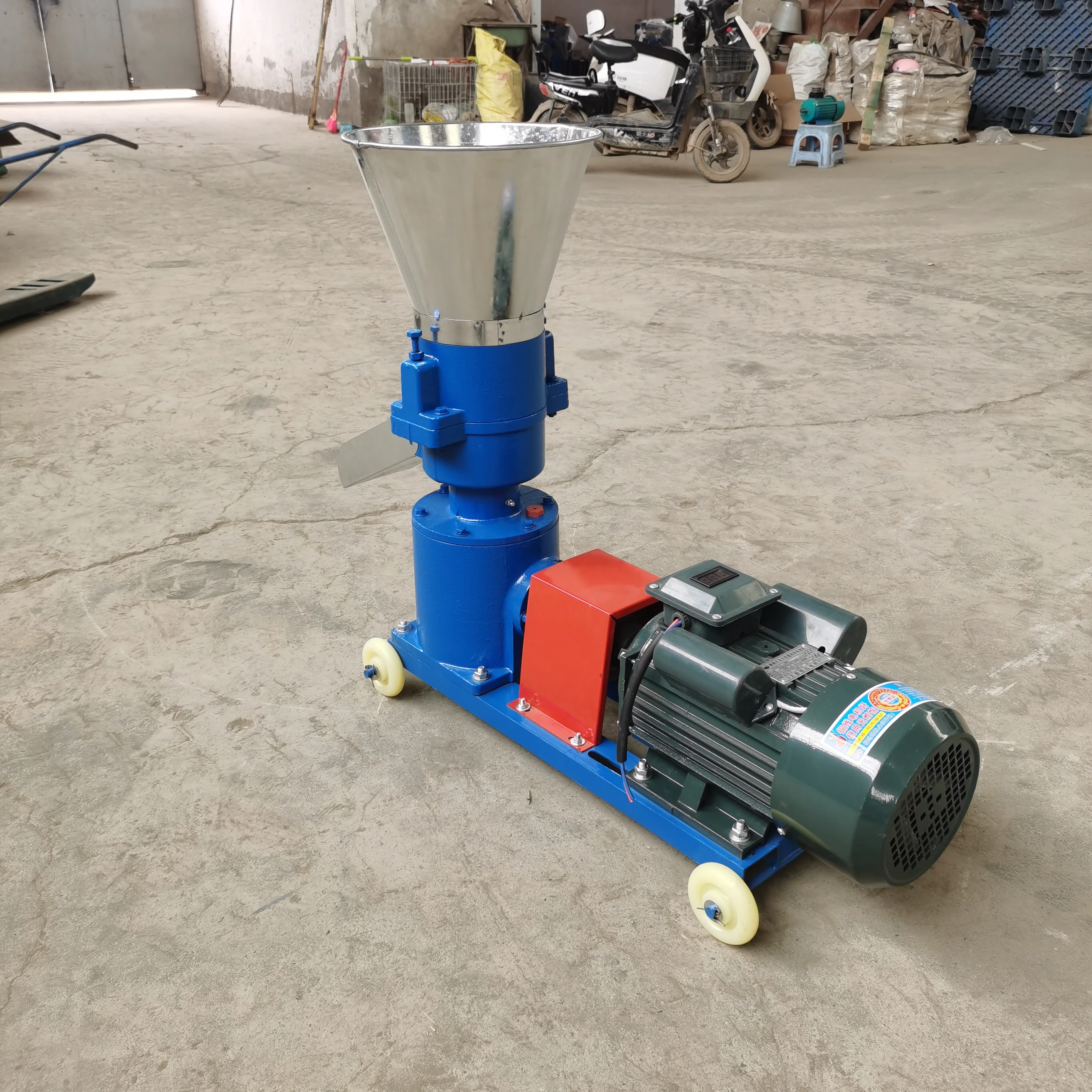 140mm 200kgs/h 4.5kw Motor Feed Pellet Machine Manufacturer Supplies Cattle, Sheep, Pigs and Chicken Feed Pellet Machine
140mm 200kgs/h 4.5kw Motor Feed Pellet Machine Manufacturer Supplies Cattle, Sheep, Pigs and Chicken Feed Pellet Machine