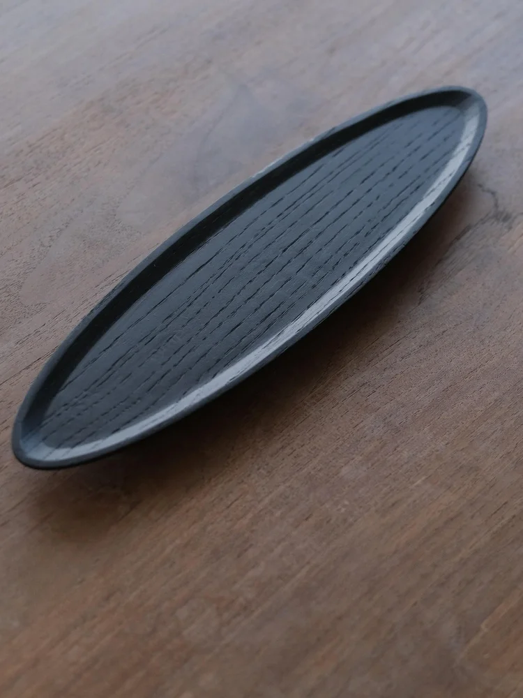 VAST Handmade White Wax Wood Boat aped Serving Tray Simple Retro Wood Wax Oil Tray Chinese Calliaphy Design Tea Ceremony
VAST Handmade White Wax Wood Boat aped Serving Tray Simple Retro Wood Wax Oil Tray Chinese Calliaphy Design Tea Ceremony