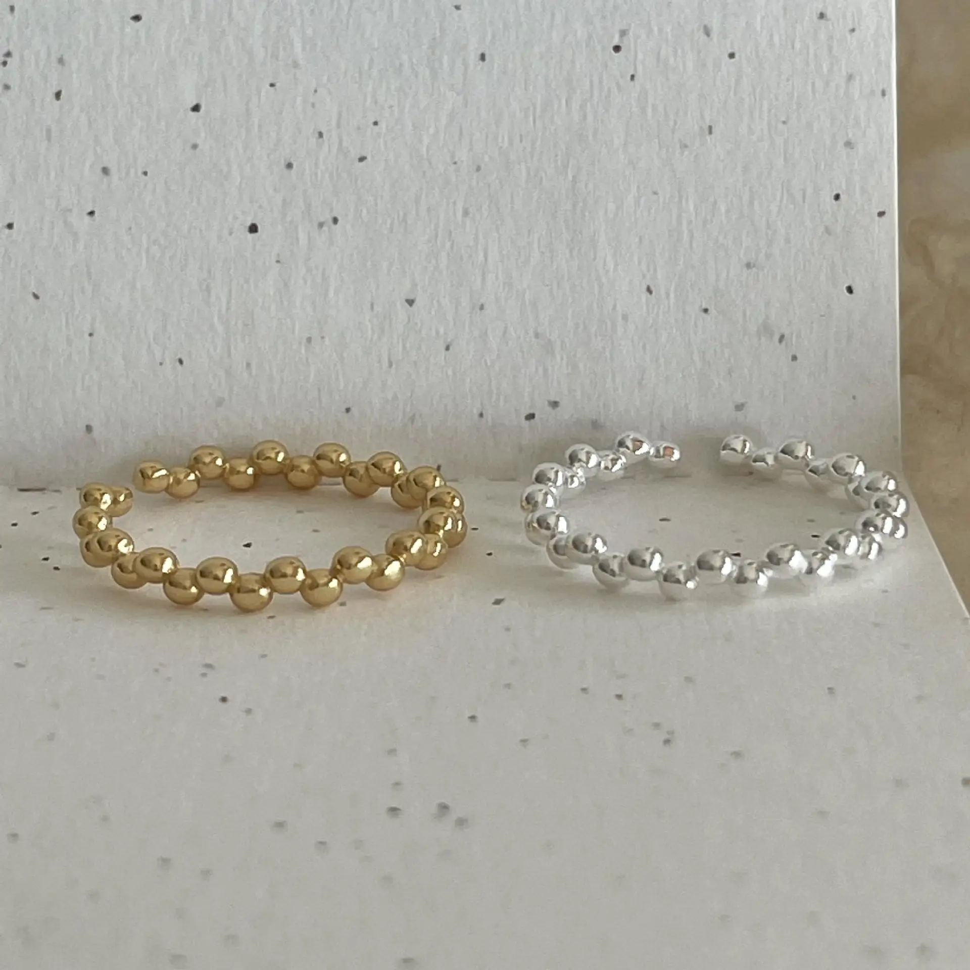 925 Sterling Silver Round Ball Adjustable Rings For Women Ladies Wedding Luxury Vintage Jewelry Wholesale Accessories Moneys 925
925 Sterling Silver Round Ball Adjustable Rings For Women Ladies Wedding Luxury Vintage Jewelry Wholesale Accessories Moneys 925