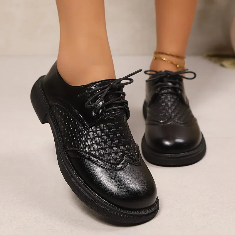 2025 High Quality Women Low Heels Shoes Round Toe Platform Shoes New Office Pumps Casual and Comfortable Women's Shoes
2025 High Quality Women Low Heels Shoes Round Toe Platform Shoes New Office Pumps Casual and Comfortable Women's Shoes