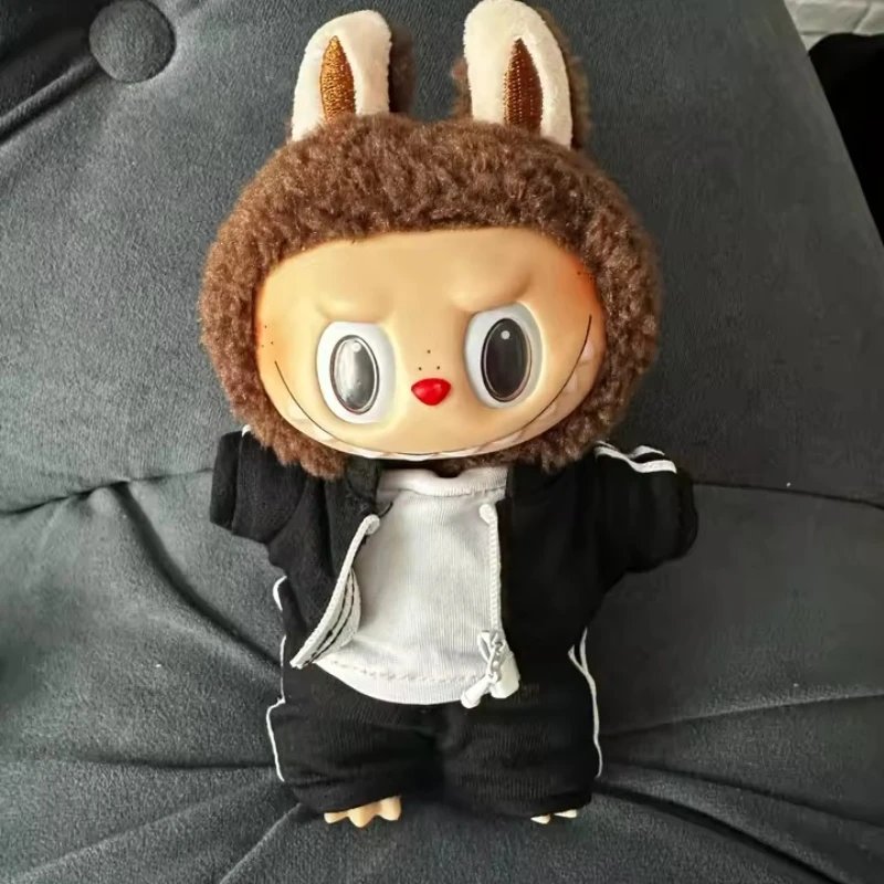 Fashion Sports Clothing for 15/17cm Labubu Doll Peaked Cap Suit Ropa Labubu Outfit Accessories
Fashion Sports Clothing for 15/17cm Labubu Doll Peaked Cap Suit Ropa Labubu Outfit Accessories