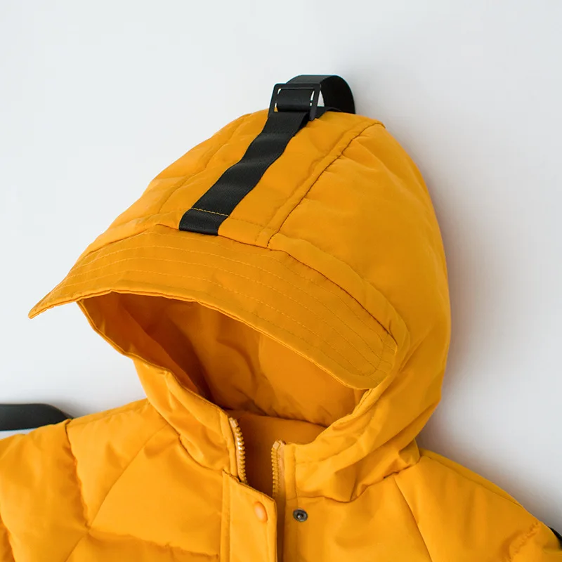 New winter clothing for children's clothing, including a cotton jacket for children and a small cap for boys. Thickened clothing
New winter clothing for children's clothing, including a cotton jacket for children and a small cap for boys. Thickened clothing