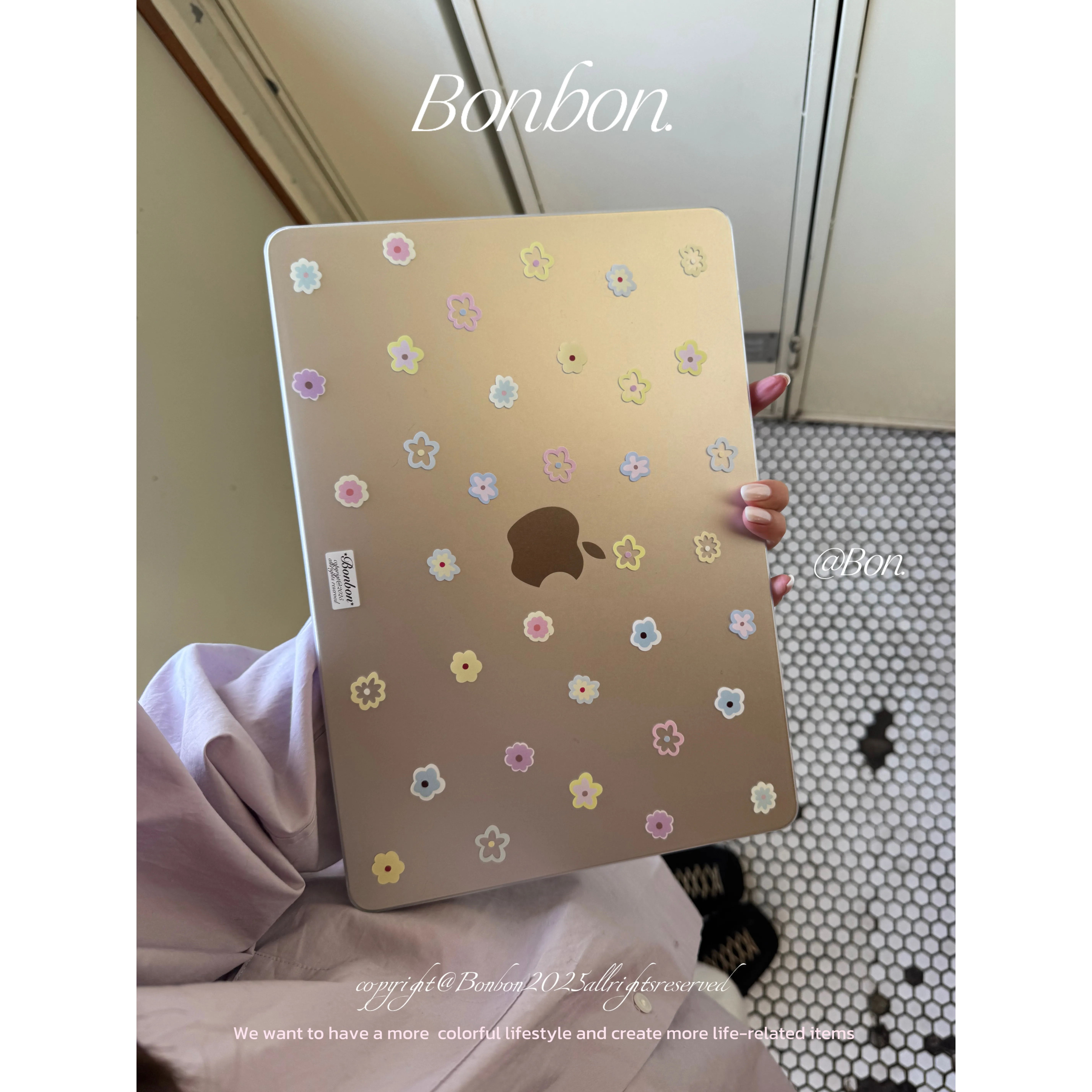 Spring Colorful Flowers Crystal Laptop Case For Macbook Air 13.6 M4 NEO 15 M3 For Mac Book Pro 13 M1 M2 14 M4 M5 16 Hard Cover
Spring Colorful Flowers Crystal Laptop Case For Macbook Air 13.6 M4 NEO 15 M3 For Mac Book Pro 13 M1 M2 14 M4 M5 16 Hard Cover