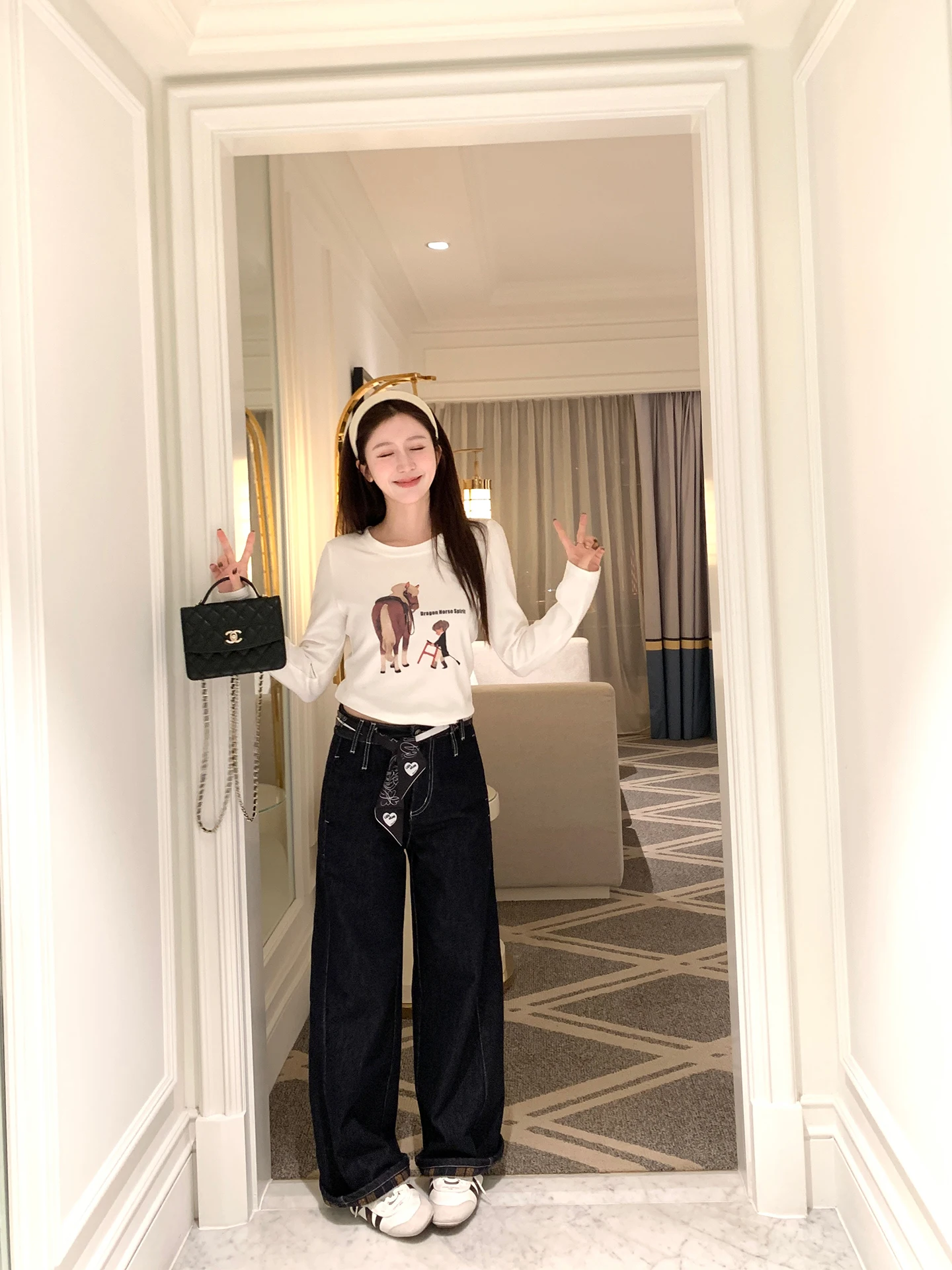 YANUOYU High Waist Straight Leg Jeans Women's Winter Faion Color Blo Fce Lined Wide Leg Pants Casual Commute Sle
YANUOYU High Waist Straight Leg Jeans Women's Winter Faion Color Blo Fce Lined Wide Leg Pants Casual Commute Sle