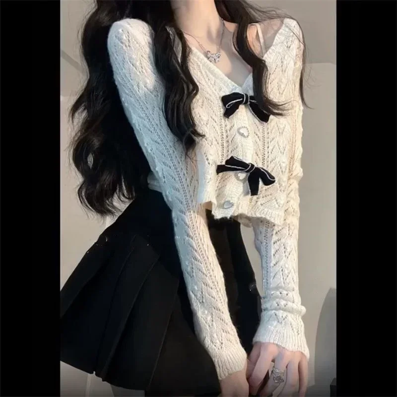 Autumn Vintage Knitted Suits Women Casual Long Sleeve Y2k Crop Tops Blouse + Black Mini Skrit 2 Piece Dress Set Office Lady
Autumn Vintage Knitted Suits Women Casual Long Sleeve Y2k Crop Tops Blouse + Black Mini Skrit 2 Piece Dress Set Office Lady