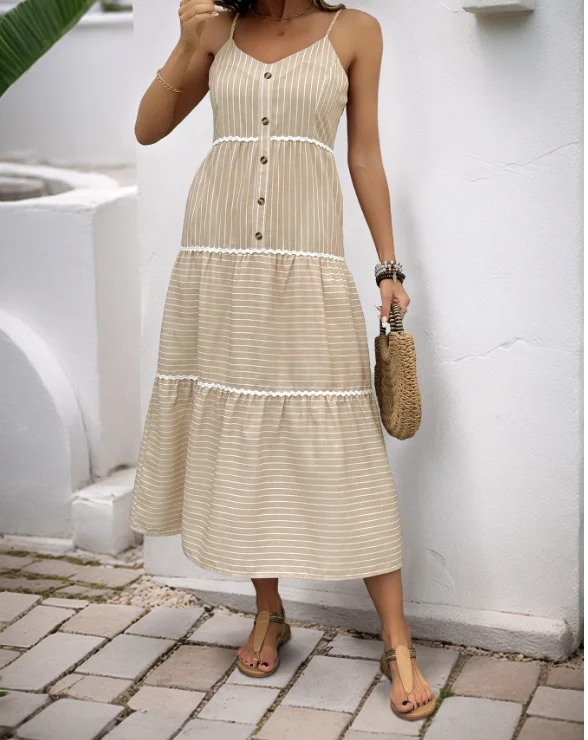Fashionable and casual multifunctional round neck large swing spliced striped vest jumpsuit summer new women's clothing
Fashionable and casual multifunctional round neck large swing spliced striped vest jumpsuit summer new women's clothing