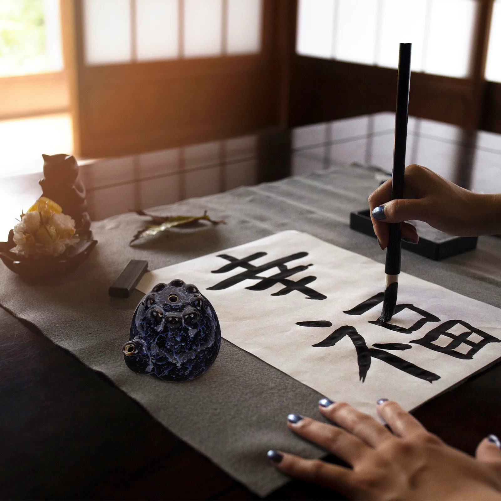 Artistic Calligraphy Supplies Chinese Brush Watercolor and Painting Tools Ceramic Ink Dish Dropper 
Artistic Calligraphy Supplies Chinese Brush Watercolor and Painting Tools Ceramic Ink Dish Dropper