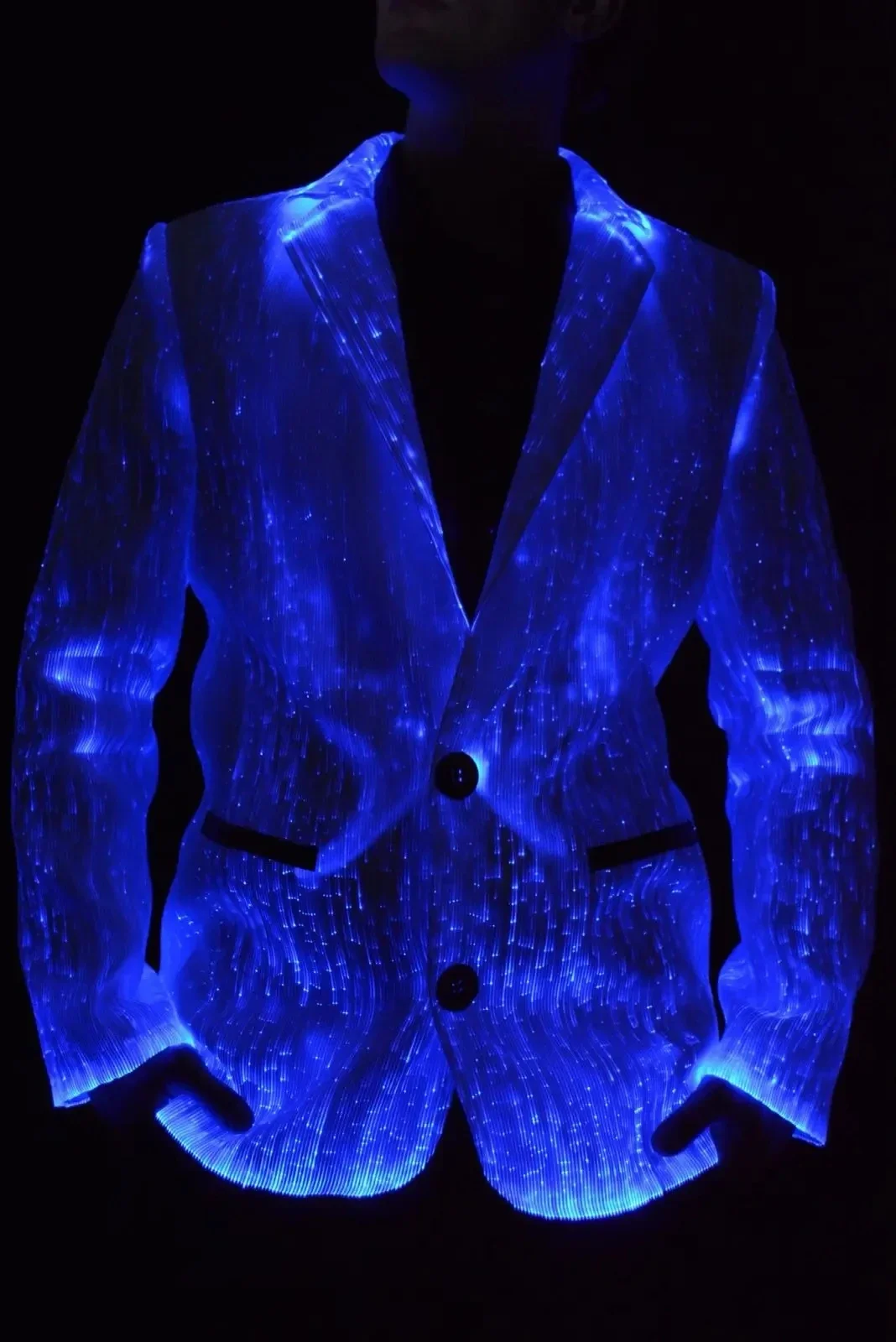 Suitable for Christmas celebration party cosplay led shine jacket fiber optic clothing
Suitable for Christmas celebration party cosplay led shine jacket fiber optic clothing
