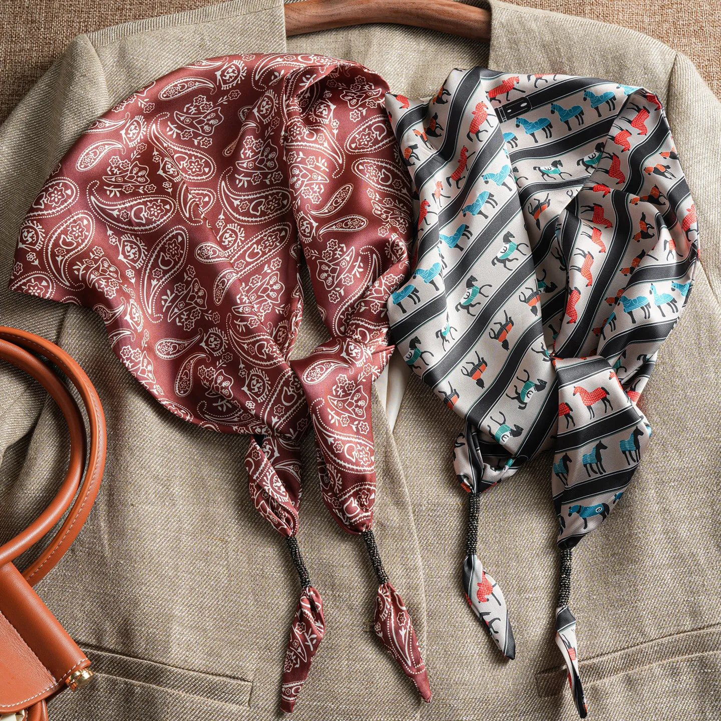 Luxury Scarf Women's Hijab Print Turban Female Headscarf Bandana Female Shawl Wraps Neckerchief Foulards Femme Headscarf
Luxury Scarf Women's Hijab Print Turban Female Headscarf Bandana Female Shawl Wraps Neckerchief Foulards Femme Headscarf