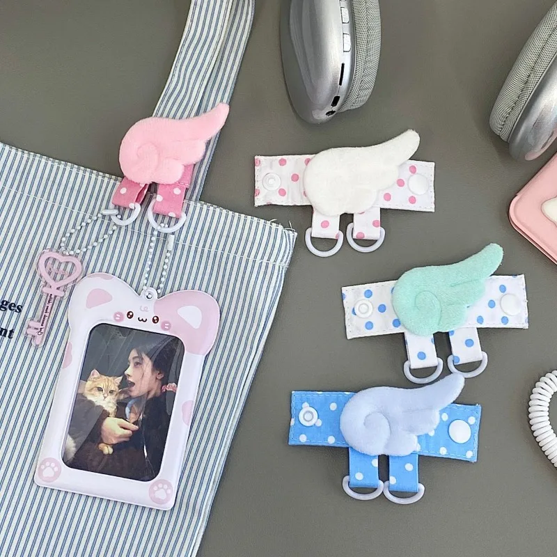 Wing Polka Dot Bag Extender Buckle Anti-Loss Charm Keychain Backpack Versatile Protective Clip for Purse Cute Hanging Pendant
Wing Polka Dot Bag Extender Buckle Anti-Loss Charm Keychain Backpack Versatile Protective Clip for Purse Cute Hanging Pendant