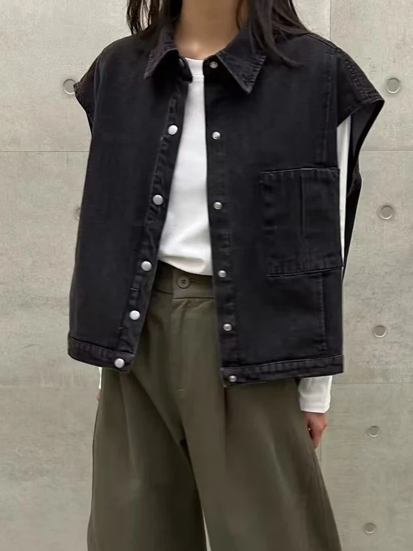 Loose Casual Denim Vest Women's Hong Kong Style Retro Lazy Collar Slimming Black Shoulder Padless Sleeveless Jacket
Loose Casual Denim Vest Women's Hong Kong Style Retro Lazy Collar Slimming Black Shoulder Padless Sleeveless Jacket