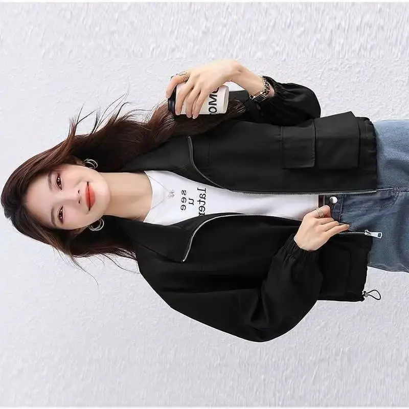 Women's Coat High-quality Autumn New Trench Coat Ladies Korean Loose Casual All-Match Short Windbreaker Outerwear Female
Women's Coat High-quality Autumn New Trench Coat Ladies Korean Loose Casual All-Match Short Windbreaker Outerwear Female