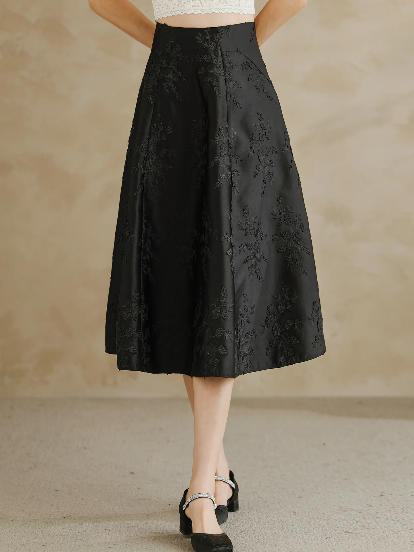 Юбка А-силуэта с вышивкой, с завышенной талией, стройнящая, расклешенная, женская, модная, весна-лето, из полиэфирного волокна
Юбка А-силуэта с вышивкой, с завышенной талией, стройнящая, расклешенная, женская, модная, весна-лето, из полиэфирного волокна