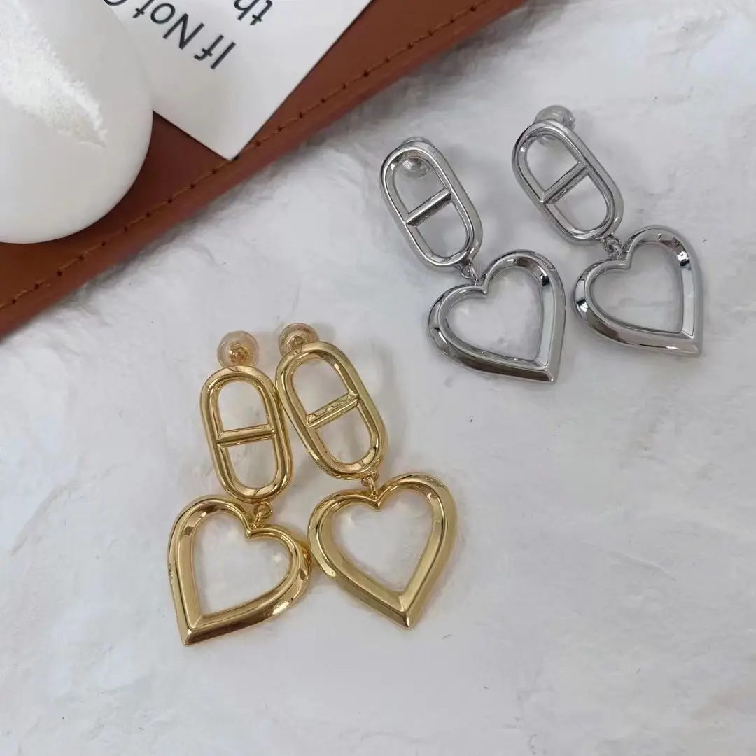 5 Pairs, New Fashion Heart Earrings 2023 Trend Charm Earrings For Women Jewelry Party Best Gifts
5 Pairs, New Fashion Heart Earrings 2023 Trend Charm Earrings For Women Jewelry Party Best Gifts
