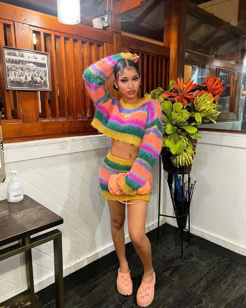 Striped Knitted Sweater 2 Piece Set 2025 Fall Winter Women O Neck Long Sleeve Pullovers Crop Tops + Bodycon Mini Skirts Suits
Striped Knitted Sweater 2 Piece Set 2025 Fall Winter Women O Neck Long Sleeve Pullovers Crop Tops + Bodycon Mini Skirts Suits