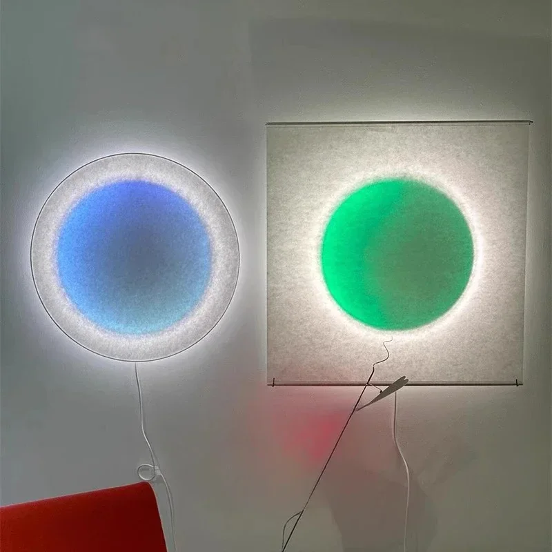 Современные креативные настенные светильники RGB, итальянский круглый квадратный бумажный настенный светильник для спальни, коридора, гостиной, RGB атмосферный свет
Современные креативные настенные светильники RGB, итальянский круглый квадратный бумажный настенный светильник для спальни, коридора, гостиной, RGB атмосферный свет