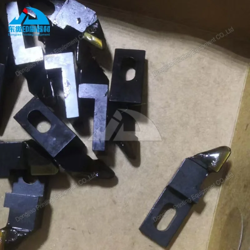 Высококачественный нож для обрезки корешка книги для переплетной машины Muller Martini
Высококачественный нож для обрезки корешка книги для переплетной машины Muller Martini