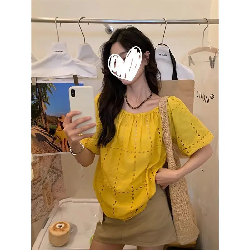 Women Clothes Summer Fashion Casual Hollow Out Solid Color O-neck Ladies Simplicity All-match Fashionable Short Sleeve Cardigan
Women Clothes Summer Fashion Casual Hollow Out Solid Color O-neck Ladies Simplicity All-match Fashionable Short Sleeve Cardigan