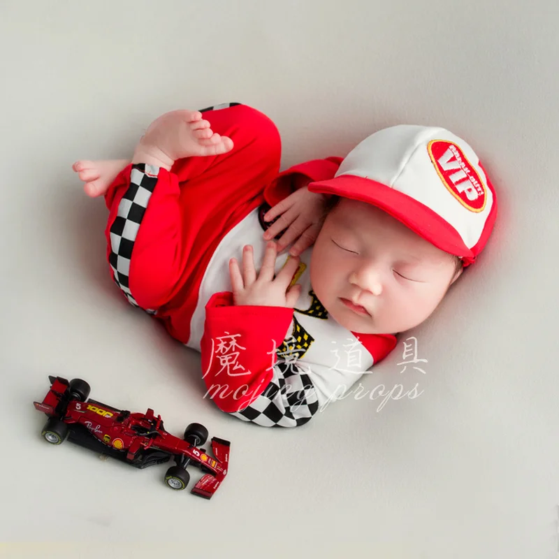 Newborn Baby Boys Photography Props F1 Racing Costume Overalls One-piece Outfits Caps 2pcs Studio Shooting Photoshoot Props
Newborn Baby Boys Photography Props F1 Racing Costume Overalls One-piece Outfits Caps 2pcs Studio Shooting Photoshoot Props