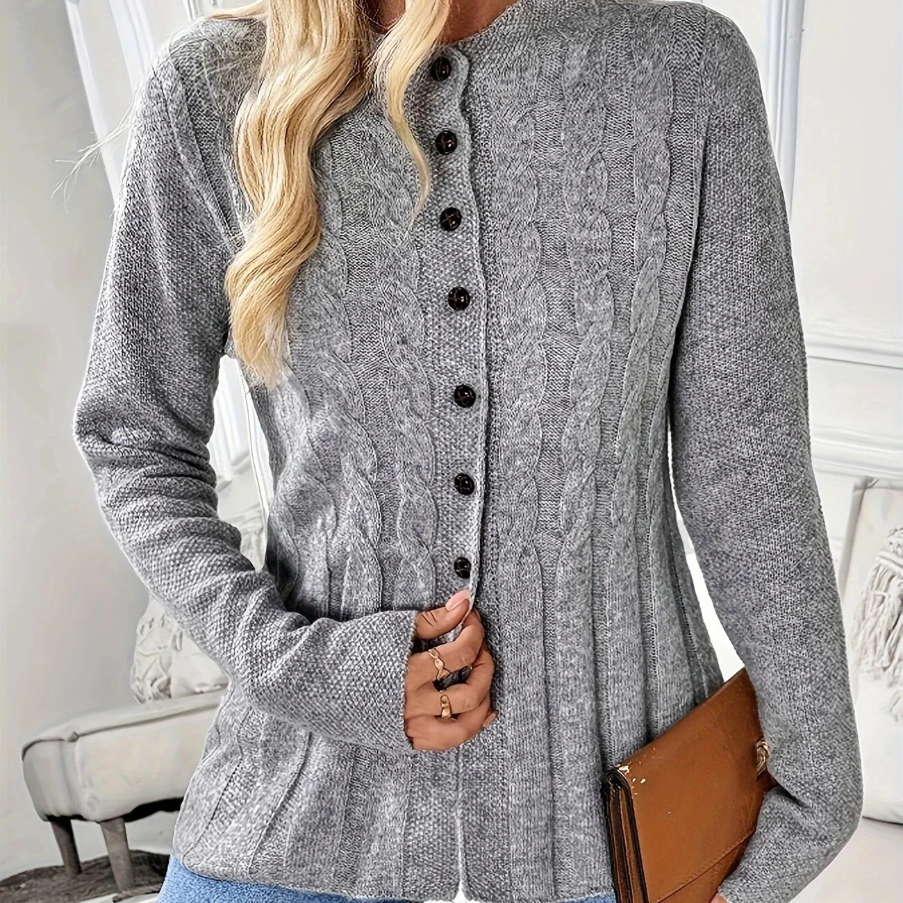 Женский новый однобортный повседневный вязаный кардиган с длинным рукавом, весна-осень-зима, с круглым вырезом, теплый свитер с дизайном «Фрид Доу»
Женский новый однобортный повседневный вязаный кардиган с длинным рукавом, весна-осень-зима, с круглым вырезом, теплый свитер с дизайном «Фрид Доу»