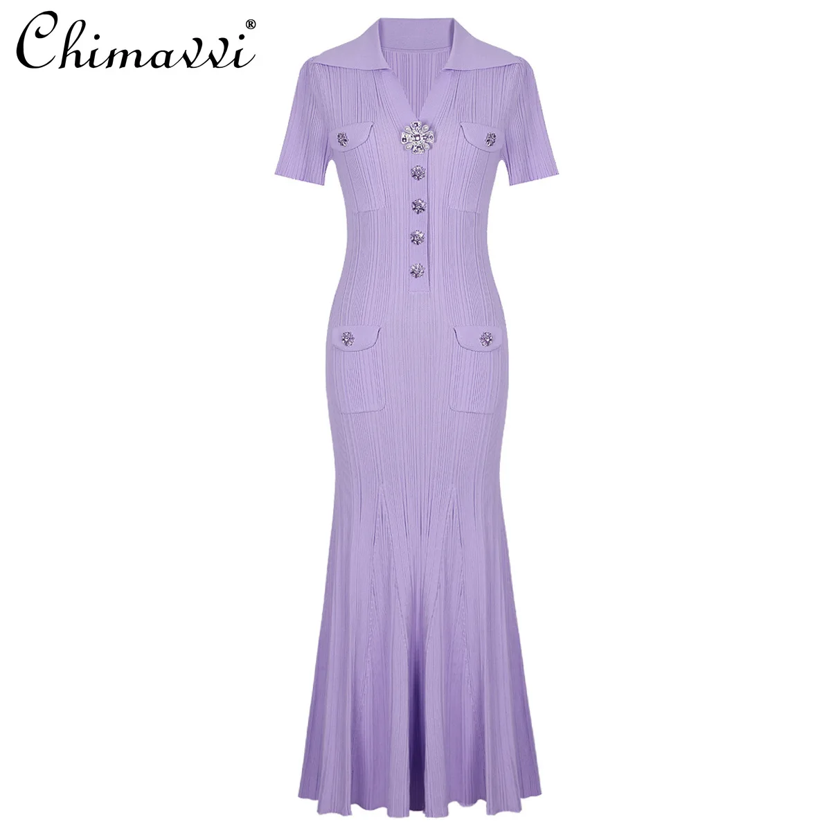 2025 Spring and Summer New Fashion Short-sleeved Lapel Knitted Dress Heavy Diamond Buckle Temperament Pin Fishtail Long Dress
2025 Spring and Summer New Fashion Short-sleeved Lapel Knitted Dress Heavy Diamond Buckle Temperament Pin Fishtail Long Dress