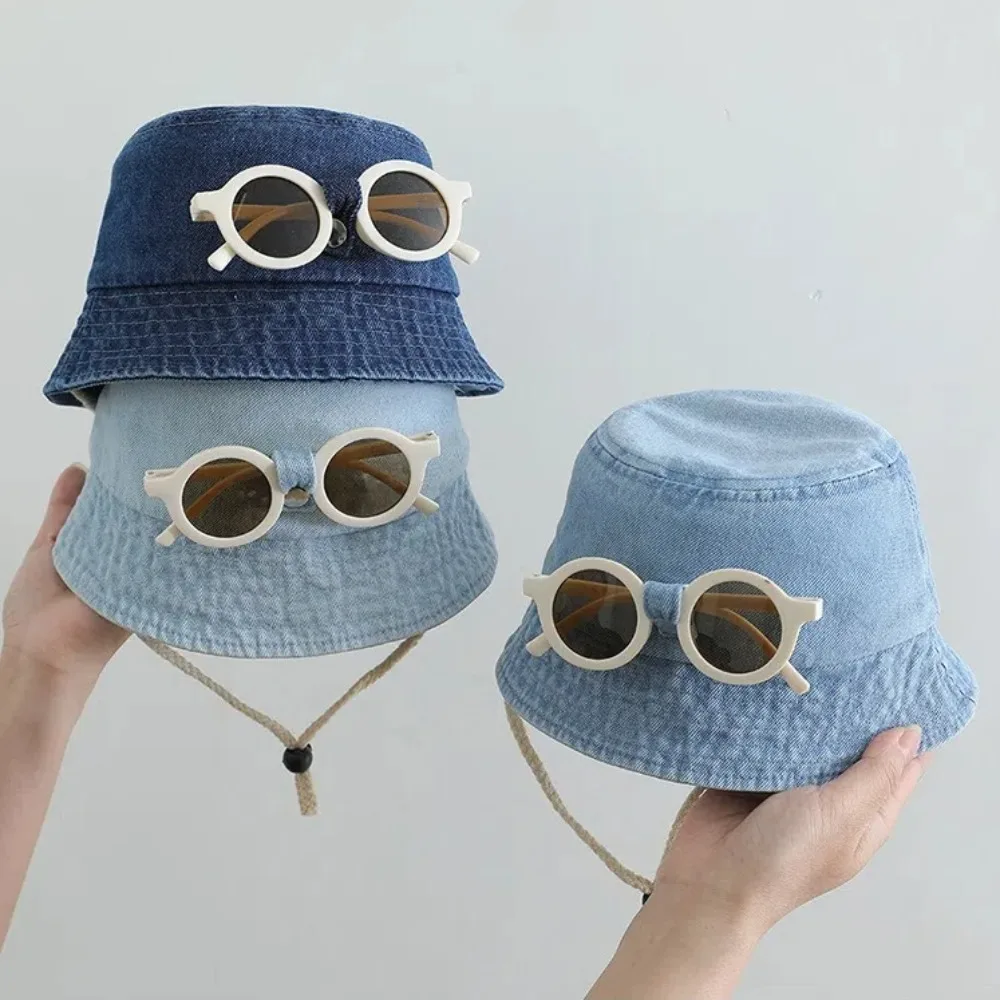 Fashion With Sunglasses Spring Baby Hat Solid Color Sun Protection Denim Bucket Hat Large Brim Sunshade Caps For Kids 1-4 Year
Fashion With Sunglasses Spring Baby Hat Solid Color Sun Protection Denim Bucket Hat Large Brim Sunshade Caps For Kids 1-4 Year