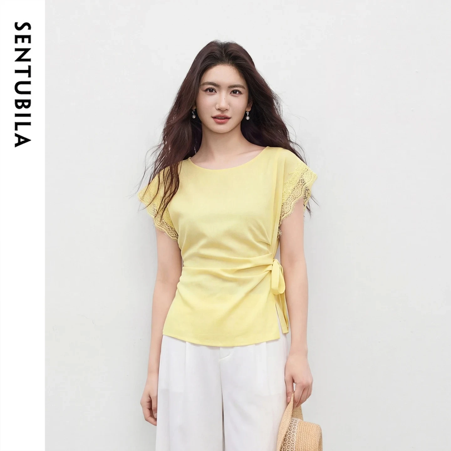 SENTUBILA Women's Versatile Crew Neck Shirt 2026 Summer Ruched Side Tie Waist Lace Flutter Sleeve Casual Office Blouse Q62CA7273
SENTUBILA Women's Versatile Crew Neck Shirt 2026 Summer Ruched Side Tie Waist Lace Flutter Sleeve Casual Office Blouse Q62CA7273