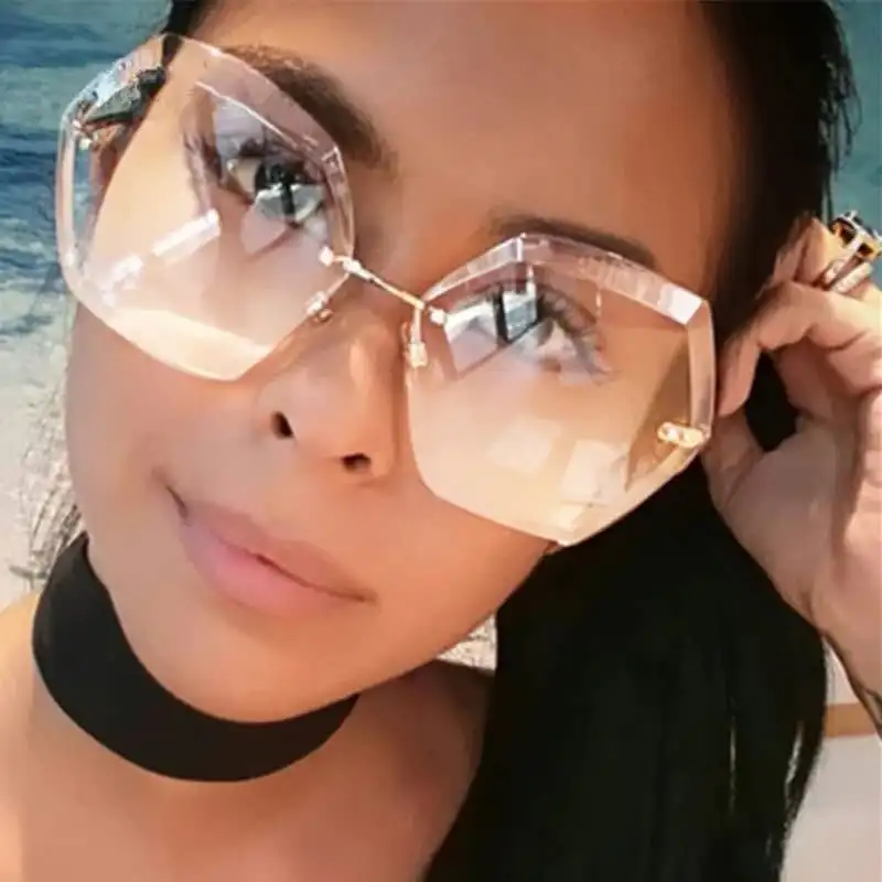2023 New Fashion Brand Design Vintage Rimless Pilot Sunglasses Women Men Retro Cutting Lens Gradient Sun Glasses Female UV400
2023 New Fashion Brand Design Vintage Rimless Pilot Sunglasses Women Men Retro Cutting Lens Gradient Sun Glasses Female UV400