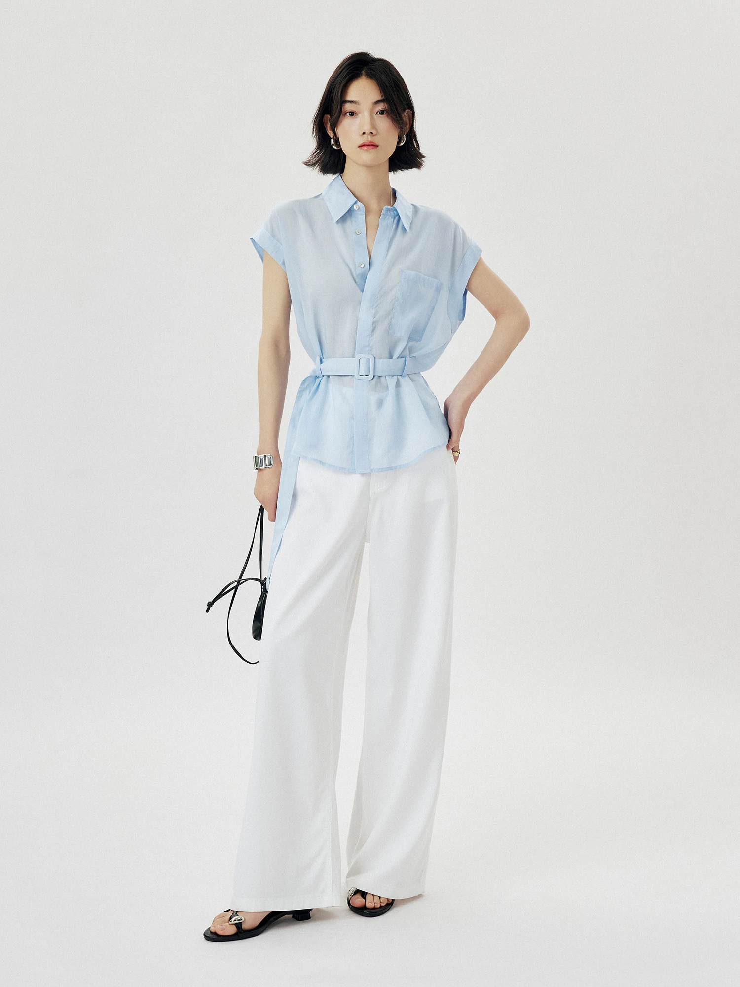 CLMX Летний топ для женщин из смесовой ткани лиоцелл высокой плотности с завязками, приятный к телу, охлаждающий, из высококачественного полиэфирного волокна
CLMX Летний топ для женщин из смесовой ткани лиоцелл высокой плотности с завязками, приятный к телу, охлаждающий, из высококачественного полиэфирного волокна