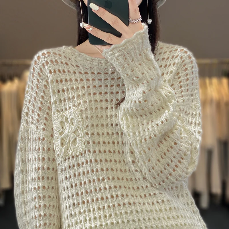 Autumn Winter New Woolen Sweater Women's Round Neck Long Sleeve Pullover 100% Pure Wool Loose Solid Color Hollow Flower Knitwear
Autumn Winter New Woolen Sweater Women's Round Neck Long Sleeve Pullover 100% Pure Wool Loose Solid Color Hollow Flower Knitwear