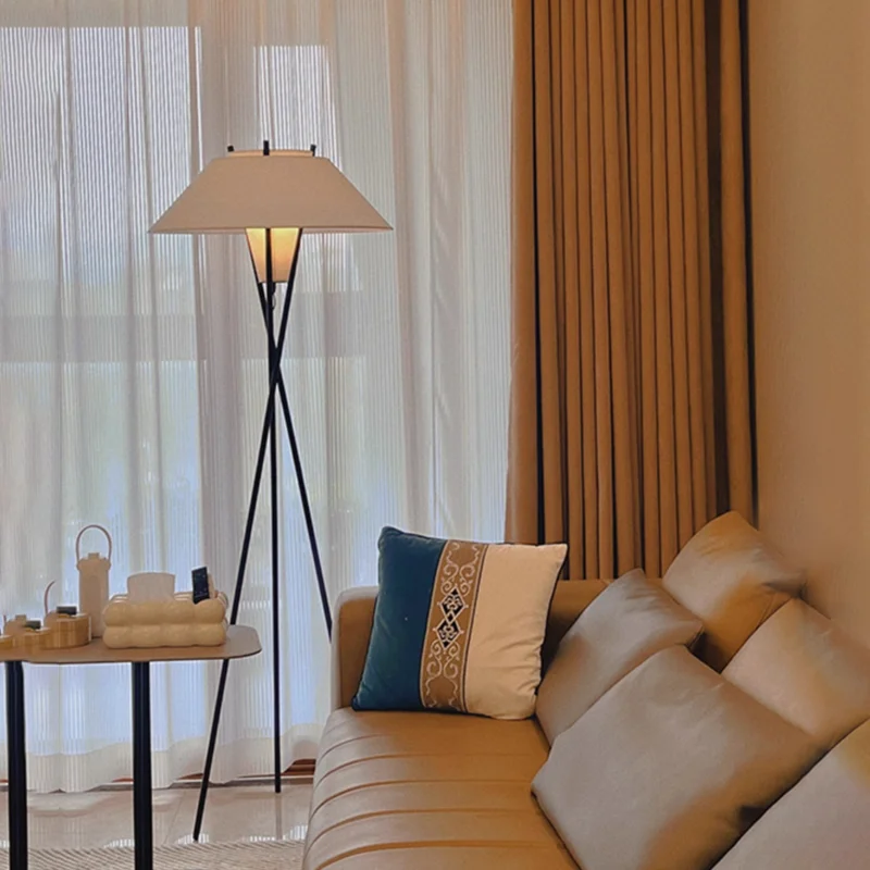 Wabi-Sabi Style Minimal Floor Lamp, Designer Fabric Triangle Art Lamp, Living Room Study Room Interior Decoration, LED Lighting
Wabi-Sabi Style Minimal Floor Lamp, Designer Fabric Triangle Art Lamp, Living Room Study Room Interior Decoration, LED Lighting