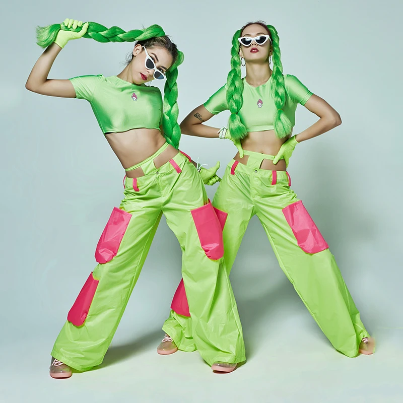 Sports Style Hip Hop Stage Costume Sexy Fluorescent Nightclub Ds Lead Dance Costume Bar Gogo Costume Festival Rave Wear DQS7206
Sports Style Hip Hop Stage Costume Sexy Fluorescent Nightclub Ds Lead Dance Costume Bar Gogo Costume Festival Rave Wear DQS7206
