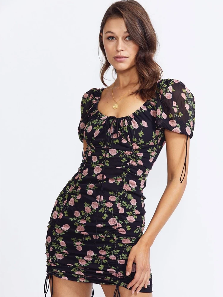 Naturaleye Retro Rose Print Slim Fit Bubble Sleeve Dress High Waist Commute Style Polyester Fiber Summer Short Sleeve V-...
Naturaleye Retro Rose Print Slim Fit Bubble Sleeve Dress High Waist Commute Style Polyester Fiber Summer Short Sleeve V-...