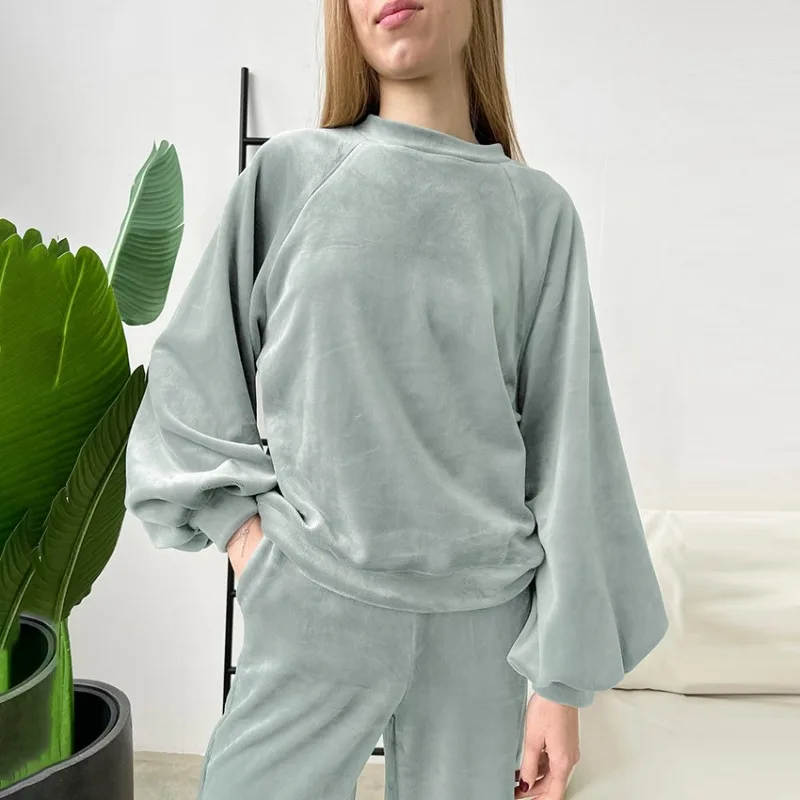 Loose and Comfortable Soft Pajamas Women's Velvet Long-sleeved Trousers Loungewear
Loose and Comfortable Soft Pajamas Women's Velvet Long-sleeved Trousers Loungewear