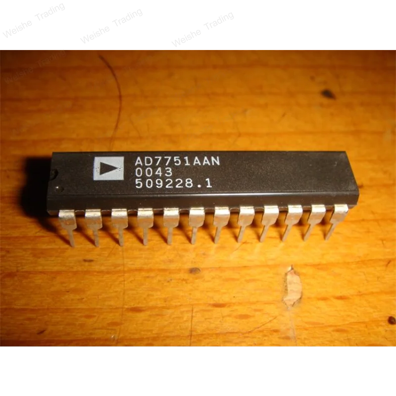 New original imported AD7751AAN
New original imported AD7751AAN