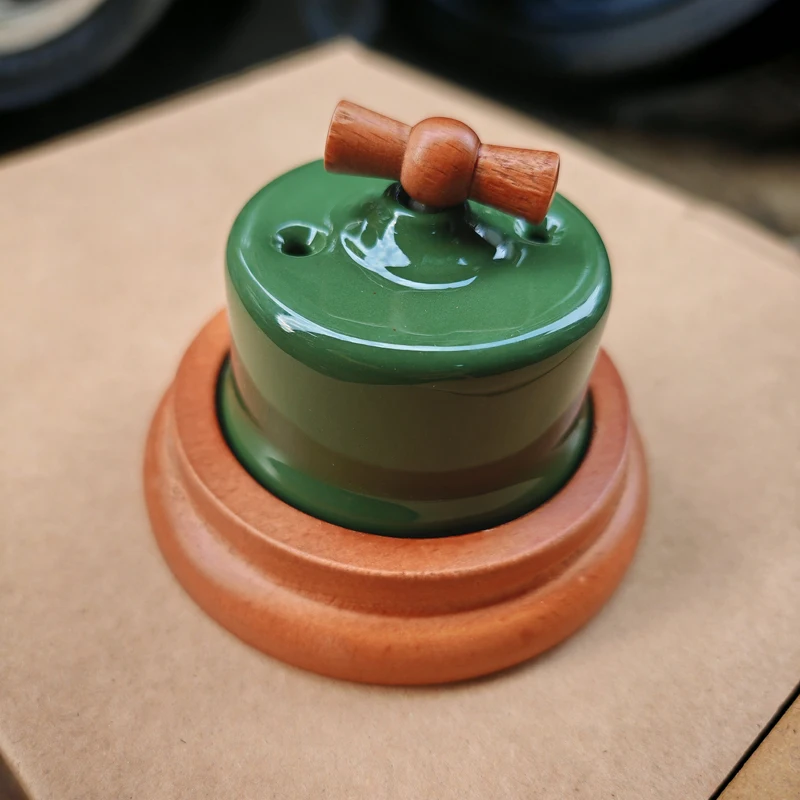 Wall Surface Installation Retro Knob Switch High-quality Ceramic Rotary Switch EU Socket Green
Wall Surface Installation Retro Knob Switch High-quality Ceramic Rotary Switch EU Socket Green