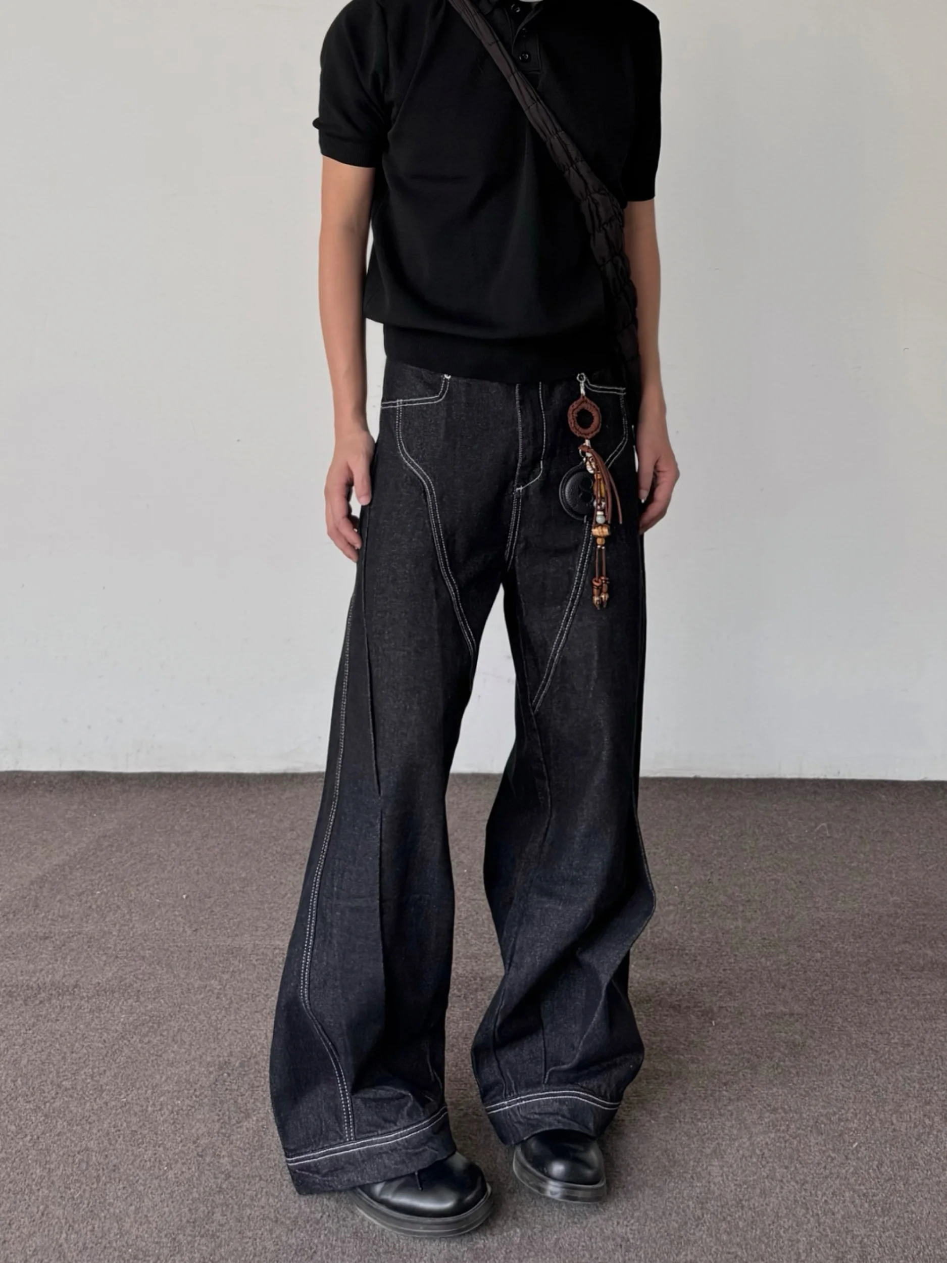 Джинсы прямого кроя в американском ретро-стиле CleanFit: универсальный дизайн, свободный крой Mingli Structure для молодых мужчин
Джинсы прямого кроя в американском ретро-стиле CleanFit: универсальный дизайн, свободный крой Mingli Structure для молодых мужчин