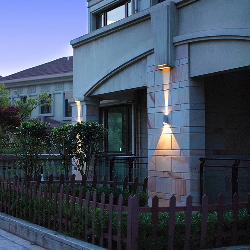 Hotel Decorative Bedroom Wall Light Sconce Fixtures Modern Led Indoor Lighting up down aluminium wall lamp sconce
Hotel Decorative Bedroom Wall Light Sconce Fixtures Modern Led Indoor Lighting up down aluminium wall lamp sconce