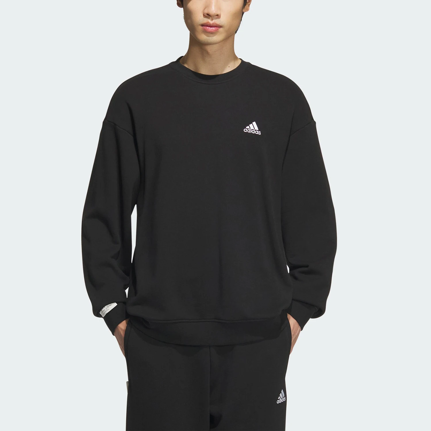 Adidas genuine V LABEL FT CREW men's and women's loose round neck sweatshirt JM9107
Adidas genuine V LABEL FT CREW men's and women's loose round neck sweatshirt JM9107