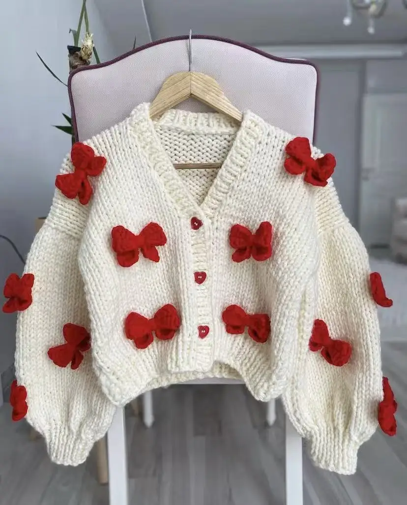 Cute and loose bow decoration buttoned sweater cardigan, mohair, youthful student atmosphere, new soft and warm handmade sweater
Cute and loose bow decoration buttoned sweater cardigan, mohair, youthful student atmosphere, new soft and warm handmade sweater