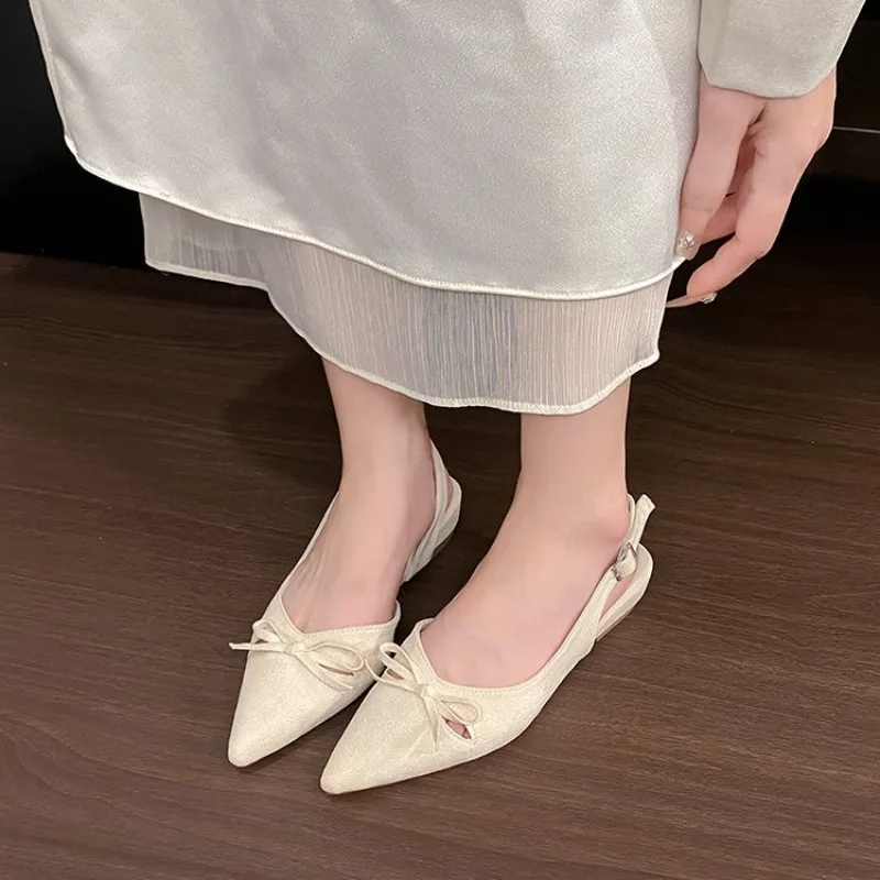 Summer Women's Low Heel Sandals Fashion Butterfly-knot Pointed Toe Shoes Ladies Evening Dancing Party Slingback Shoes
Summer Women's Low Heel Sandals Fashion Butterfly-knot Pointed Toe Shoes Ladies Evening Dancing Party Slingback Shoes