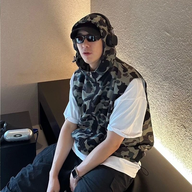 Камуфляжный жилет унисекс с капюшоном на молнии, 150 кг, тяжелая повседневная уличная одежда, куртка без рукавов, модная пара
Камуфляжный жилет унисекс с капюшоном на молнии, 150 кг, тяжелая повседневная уличная одежда, куртка без рукавов, модная пара