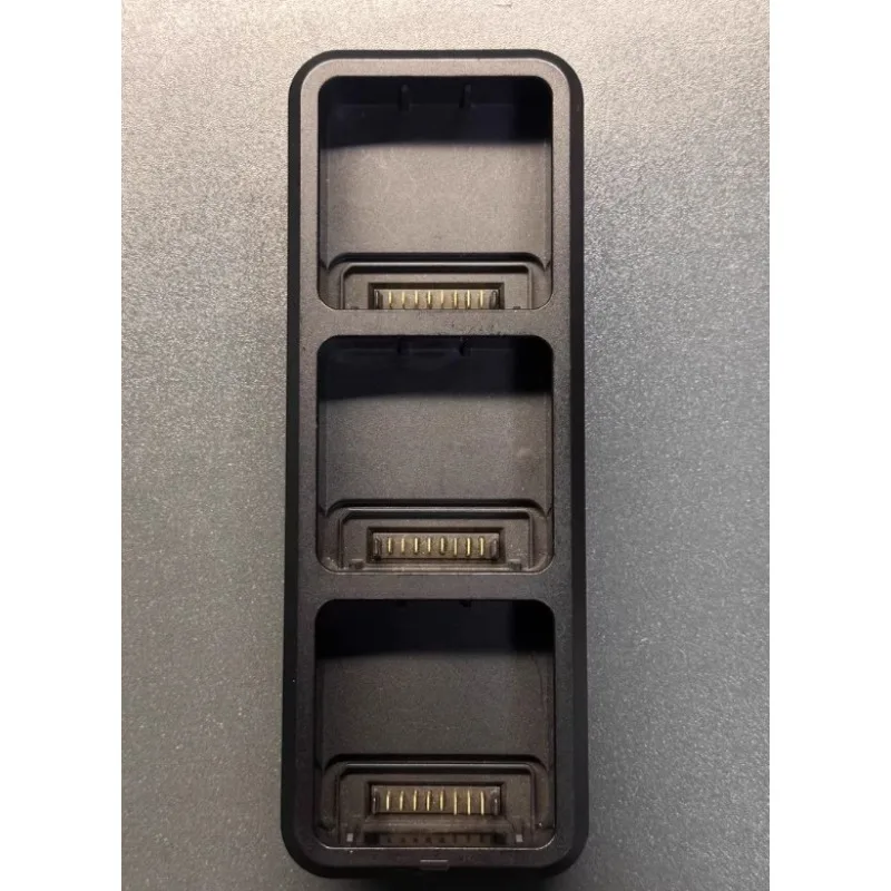 DJI Mavic 3 Series Battery Charging Hub Fast Charging Speed Portable Design 95% NEW
DJI Mavic 3 Series Battery Charging Hub Fast Charging Speed Portable Design 95% NEW