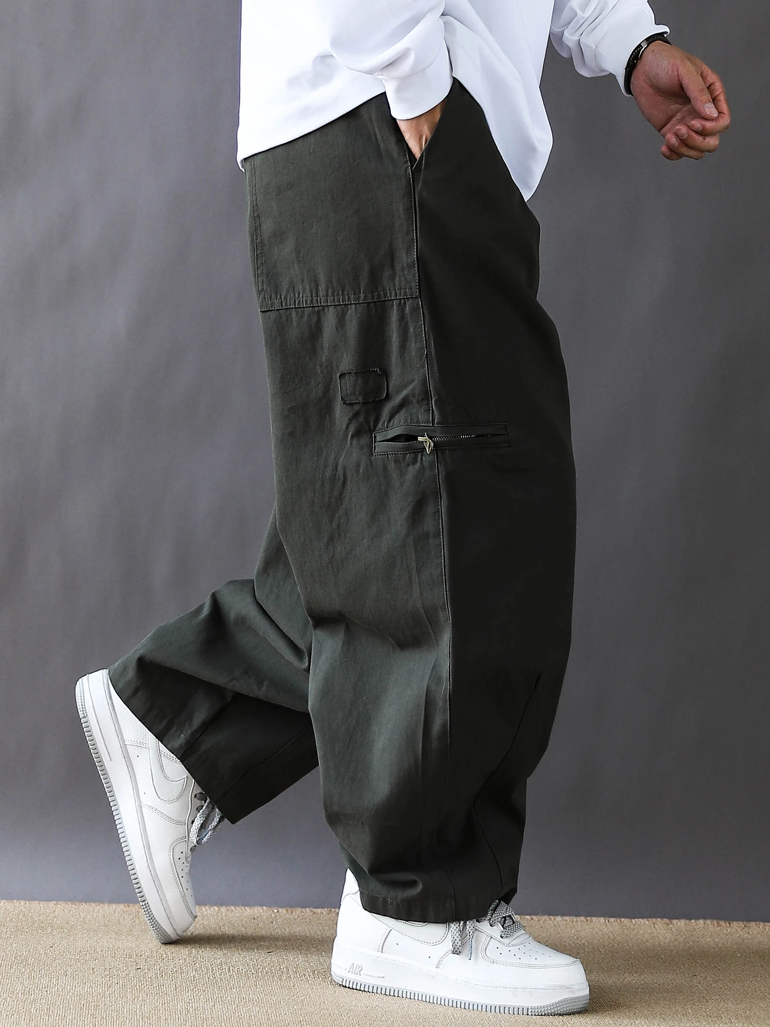 Военные повседневные брюки с карманами на молнии, свободные, прямого кроя, в стиле Harlan, осенние, модные, трендовые, цветные
Военные повседневные брюки с карманами на молнии, свободные, прямого кроя, в стиле Harlan, осенние, модные, трендовые, цветные