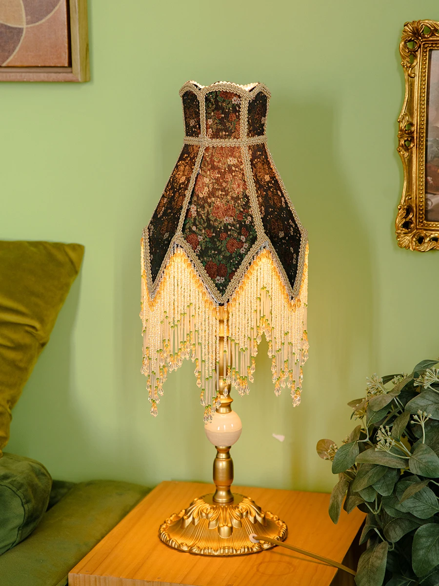 Vintage French Nostalgia Desk Lights Living Room Bedroom Bedside Home Decor Table Lamps with Tassel Lampshade Lighting Fixture
Vintage French Nostalgia Desk Lights Living Room Bedroom Bedside Home Decor Table Lamps with Tassel Lampshade Lighting Fixture