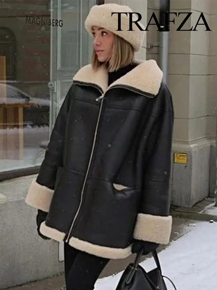 TRAFZA 2023 Women Fashion Winter Coats Plus Velvet Trend Lapel Fur Integrated Jacket Woman Pockets Vintage Outerwear Female Coat
TRAFZA 2023 Women Fashion Winter Coats Plus Velvet Trend Lapel Fur Integrated Jacket Woman Pockets Vintage Outerwear Female Coat