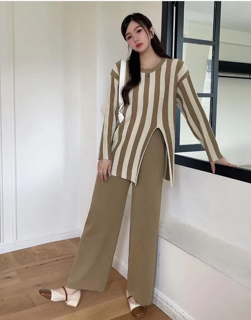 New Oversized Striped Knited Two Piece Set for Women Irregular Casual Loose Split Long Sweater + Wide Leg Pants Sets Tracksuit
New Oversized Striped Knited Two Piece Set for Women Irregular Casual Loose Split Long Sweater + Wide Leg Pants Sets Tracksuit