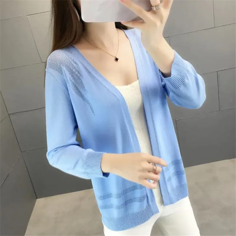 Summer New Knitted Women's Cardigan Wrapped Outfit Korean Short Thin Coat Shawl Air Conditioned Shirt Sun Protection Clothing A1
Summer New Knitted Women's Cardigan Wrapped Outfit Korean Short Thin Coat Shawl Air Conditioned Shirt Sun Protection Clothing A1