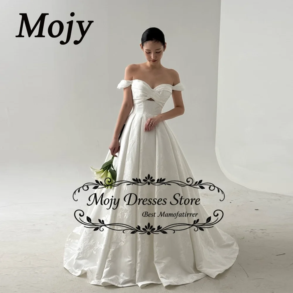 Mojy 2026 Elegant Ivory Satin Wedding Dress Korea Photo Shoot Off Shoulder Pleat Bridal Gowns Long Corset Customized 웨딩드레스
Mojy 2026 Elegant Ivory Satin Wedding Dress Korea Photo Shoot Off Shoulder Pleat Bridal Gowns Long Corset Customized 웨딩드레스
